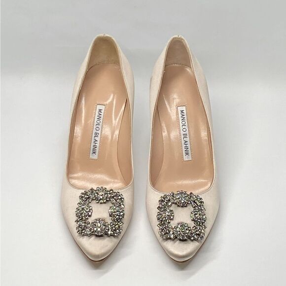 Manolo Blahnik Hangisi 70 Embellished Satin Pumps size 37 - Picture 3 of 14